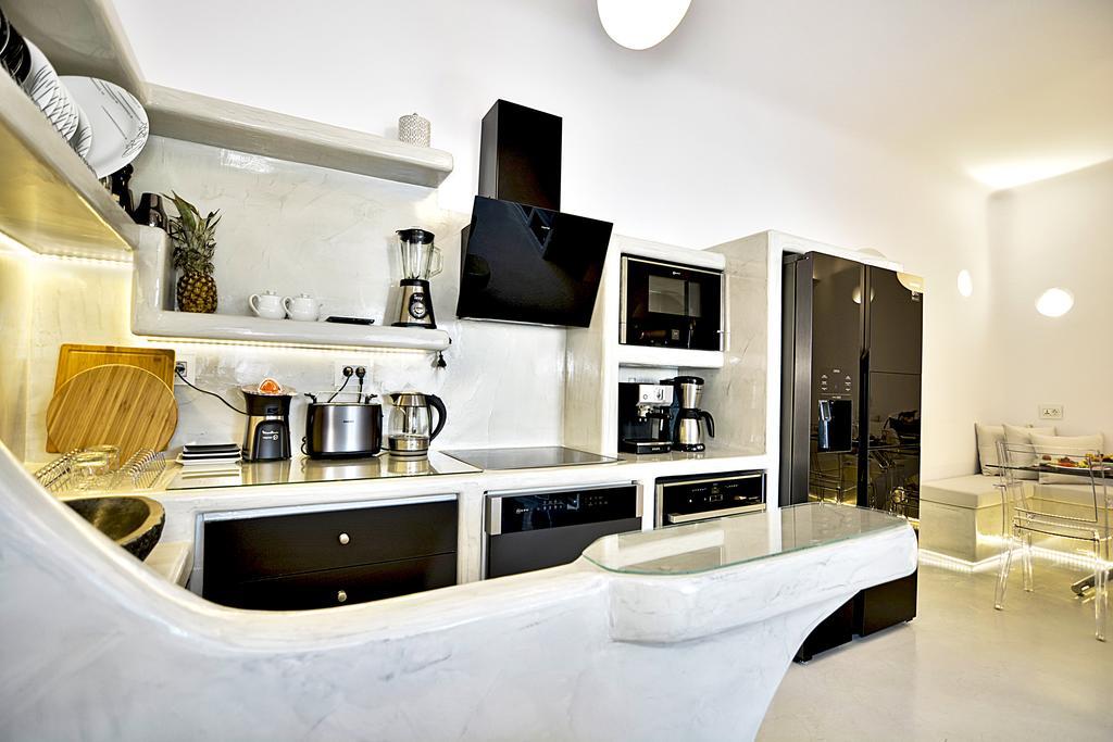 Santorini Loft Apartment คามารี ภายนอก รูปภาพ