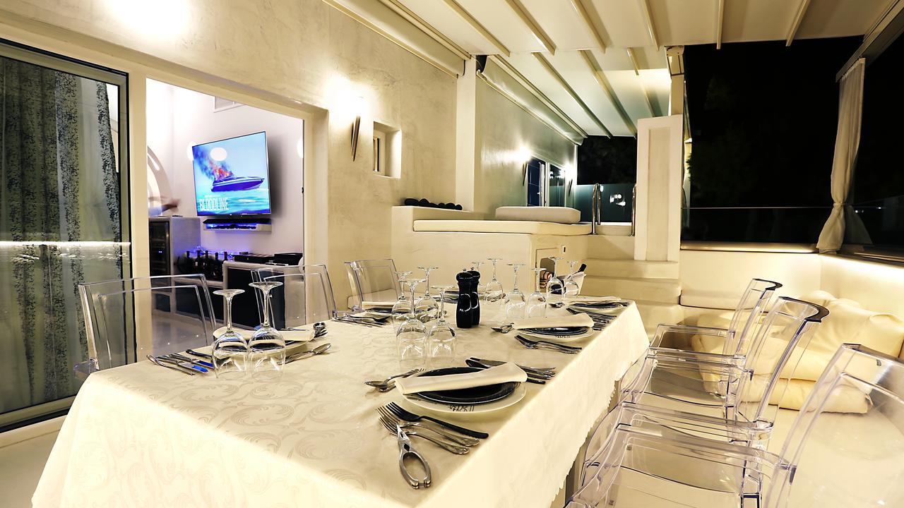 Santorini Loft Apartment คามารี ภายนอก รูปภาพ