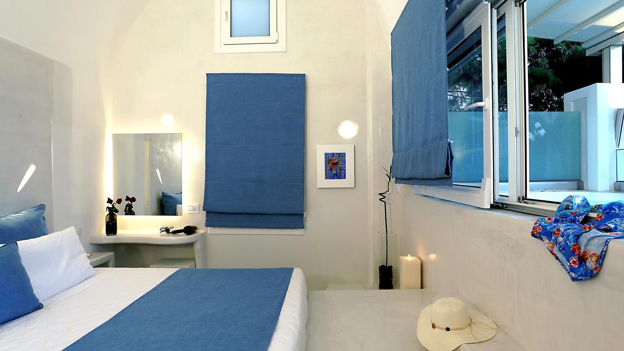 Santorini Loft Apartment คามารี ภายนอก รูปภาพ